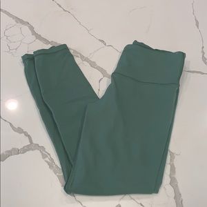 Athleta elation 7/8 size xs tight